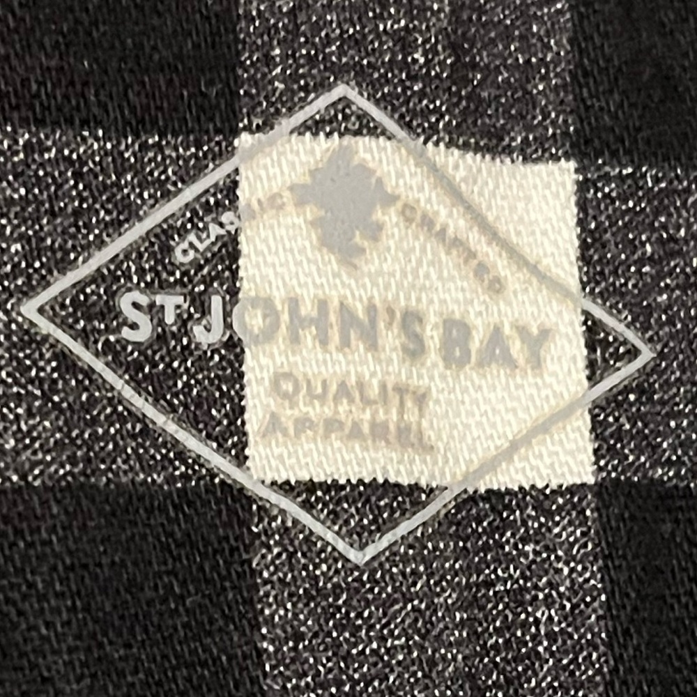St. John’s Bay Capris size 16 - Picture 3 of 4